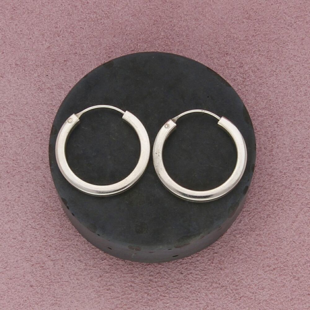 sterling silver vintage 25mm edged hoop earrings
